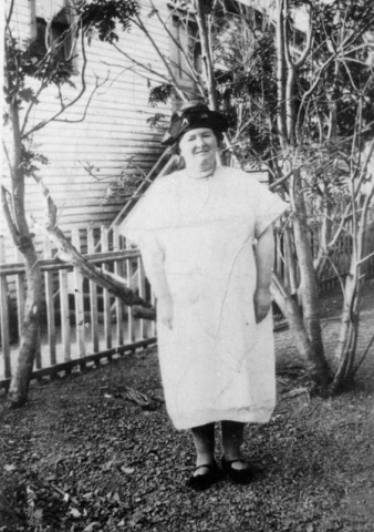 Malena (Best) Quinton was born in 1876 at Merasheen, one of 10 children of John Best and Hannah Stacey. She married William Stephen Quinton (1868-1927) of Manson Cove, Bonavista Bay, at Sound Island on November 21, 1891 (witnessed by James Best and Bertha Stacey and officiated by COE minister WB Ambrose). Malena died in 1959 at Arnold's Cove. She is the grandmother of well known musician Gordon Quinton.
reference:&amp;nbsp;http://ngb.chebucto.org/Vstats/pre-1891-sound-island-meth-mar-1885-1891-psm.shtml