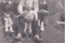 Gertie, Ron, Mike Ennis, Lar, Lucy